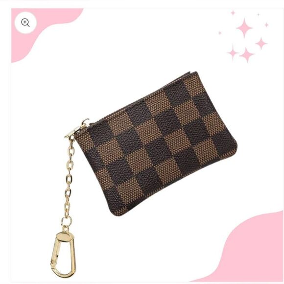 Checker coin/keychain wallet.  NWOT. I have five available.  Great gifts - Picture 1 of 5